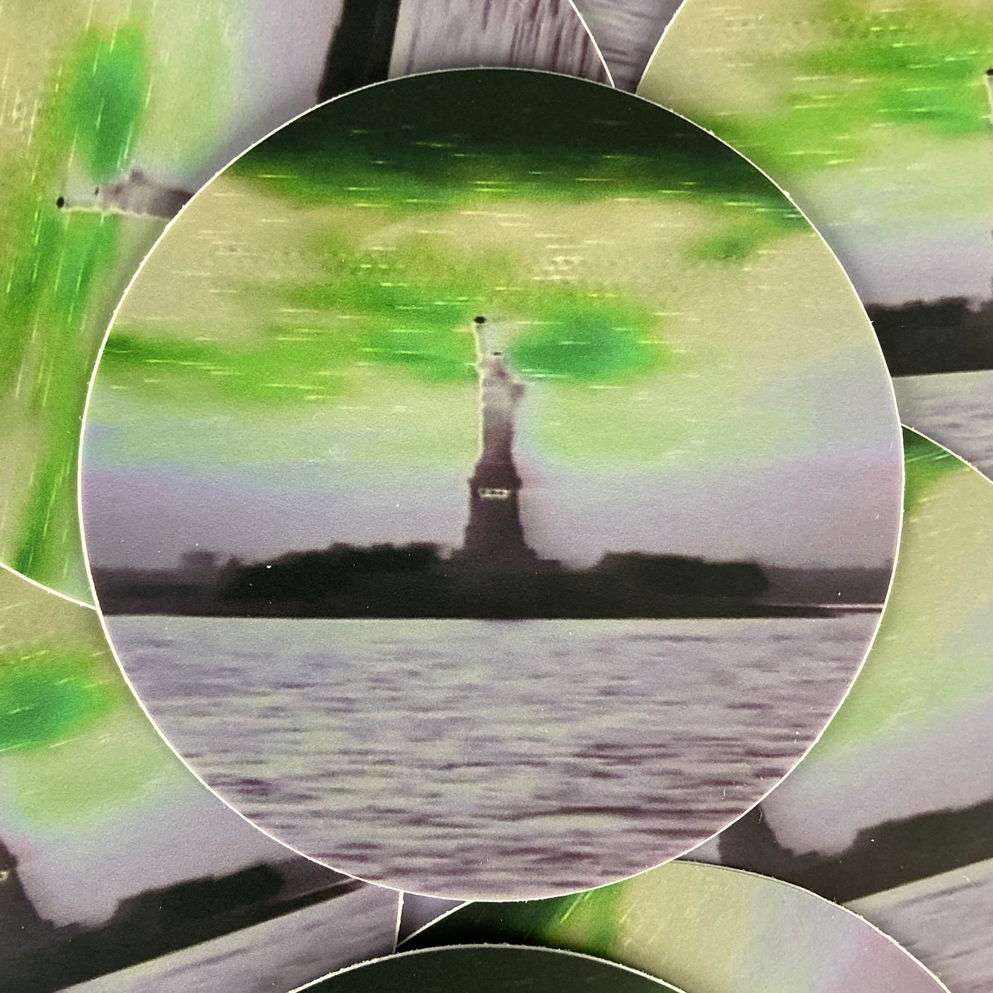 statue of liberty circle sticker